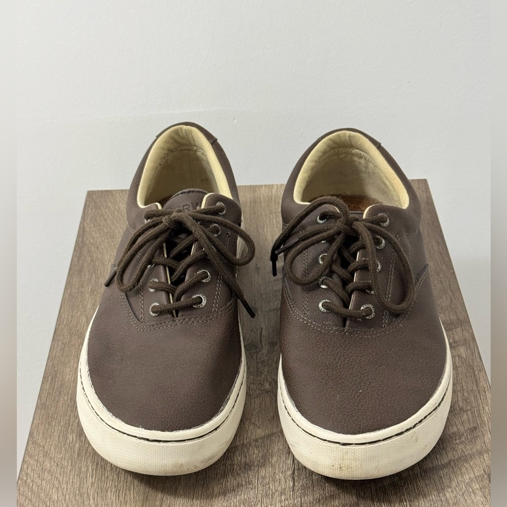 Sperry Leather Sneaker, Size 12, but fits like a size 11 1/2, brown color, GC